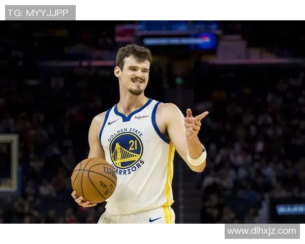 足球球星也能投三分球吗 看他们如何在篮球场上大放异彩 足球球星也能投三分球吗 看他们如何在篮球场上大放异彩